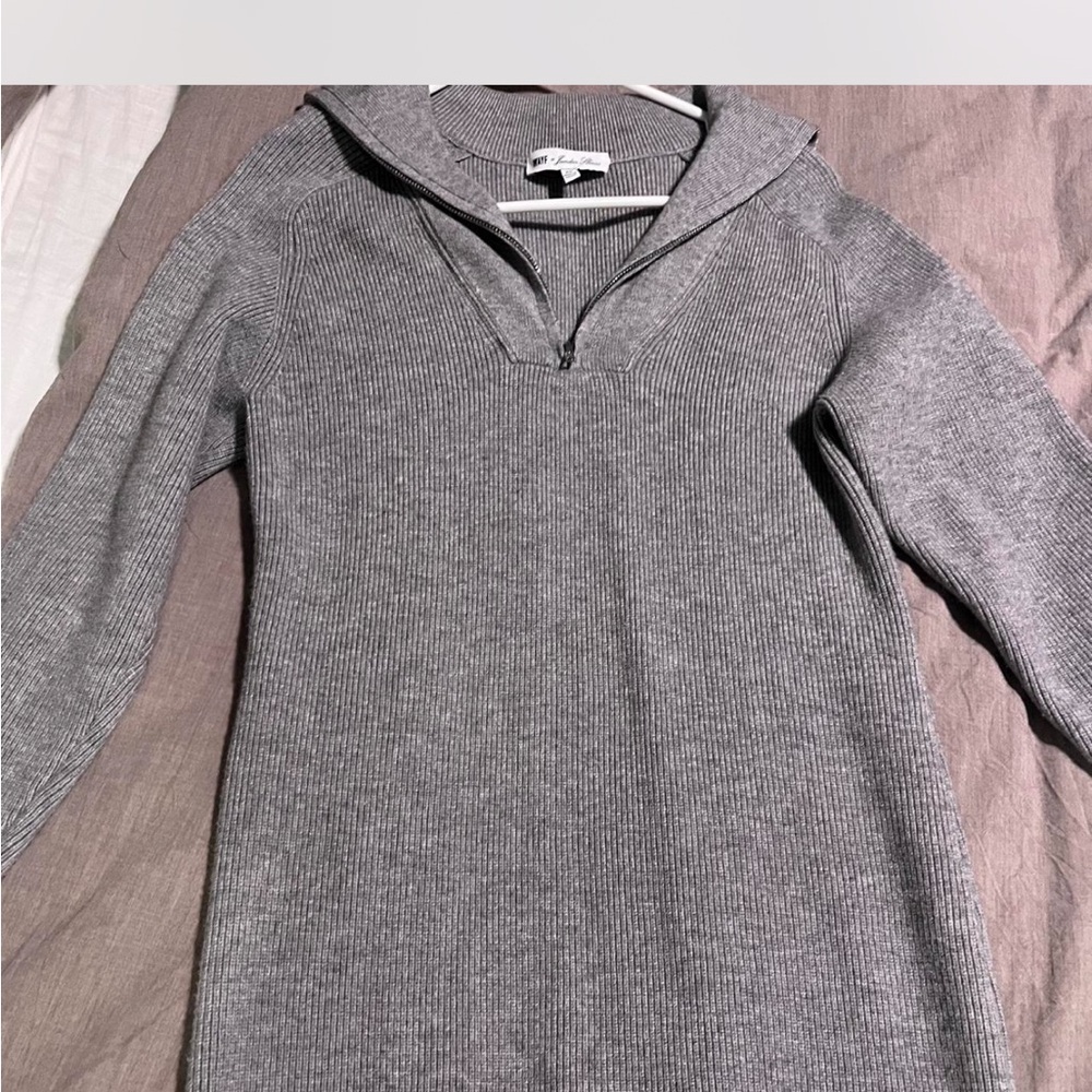Wayf Gray Ribbed Knit Top